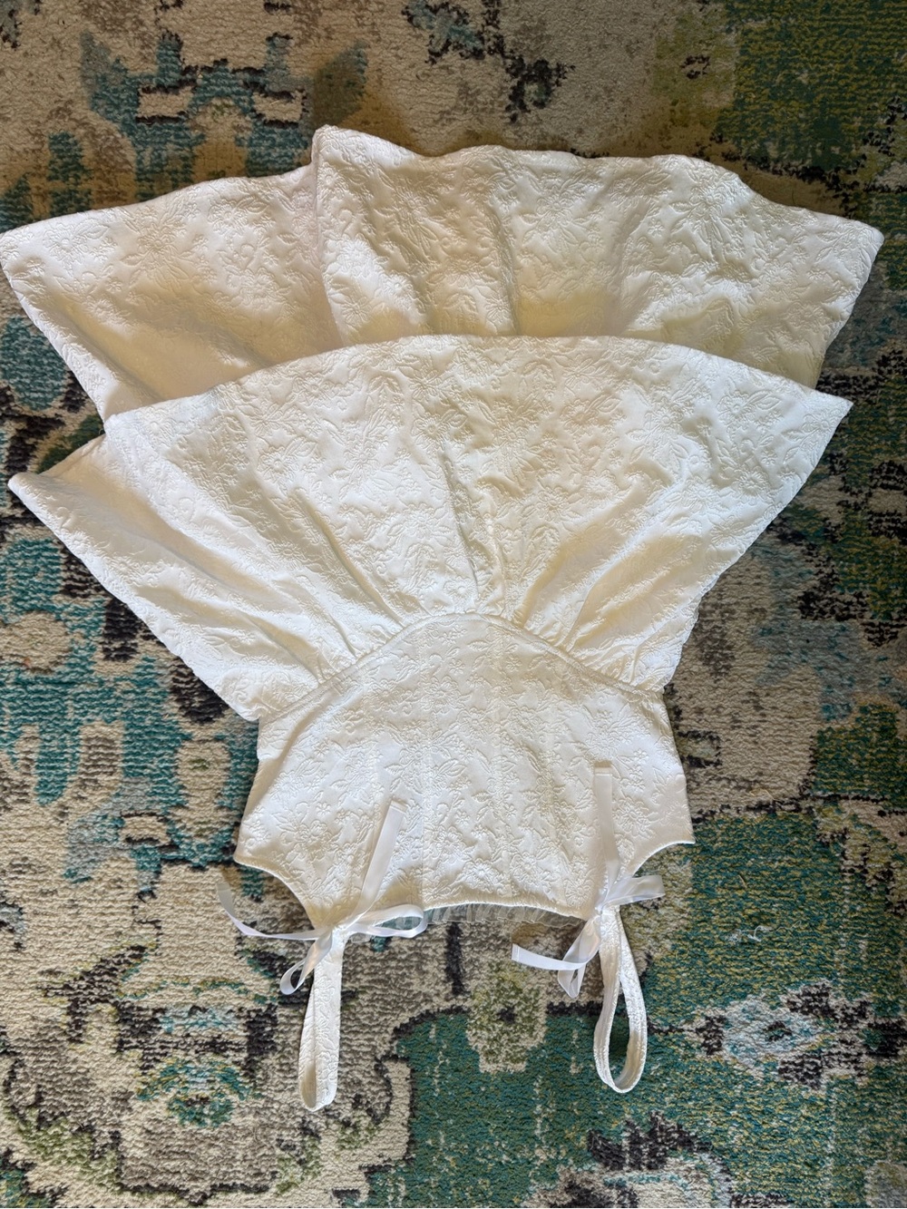 Francesca’s White Floral Jacquard Corset Peplum Top Size L Bridal
